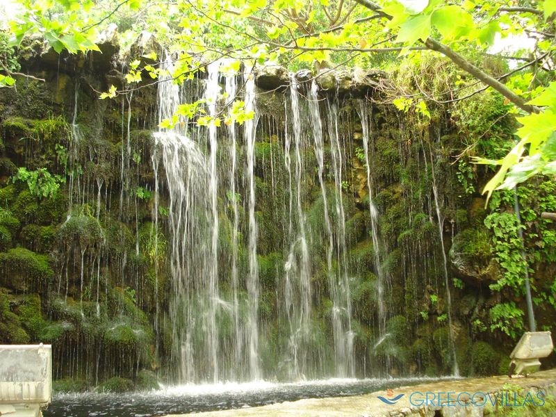 Водопадики в Аргируполи Водопадики в Аргируполи