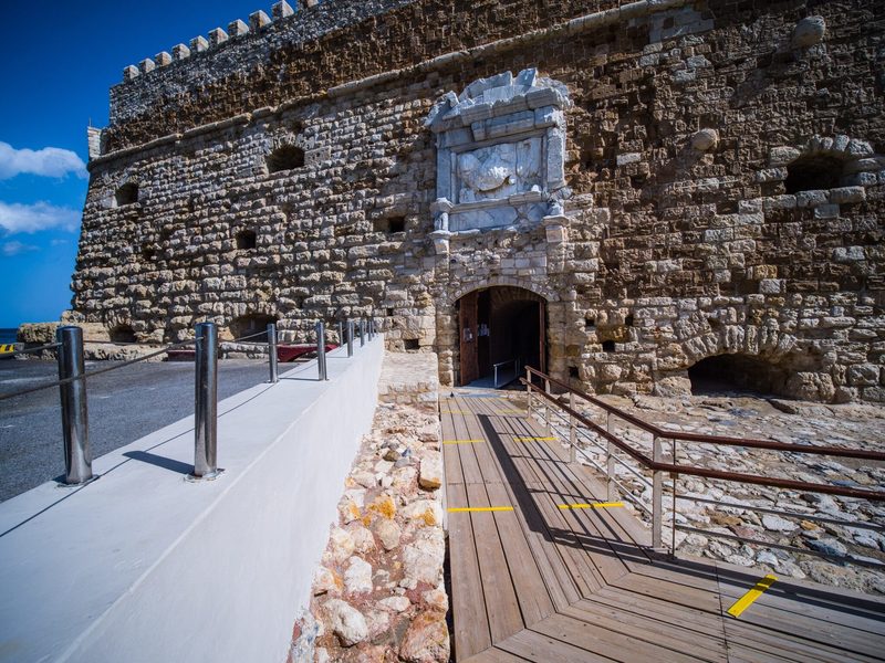 Вход в крепость Вход в крепость